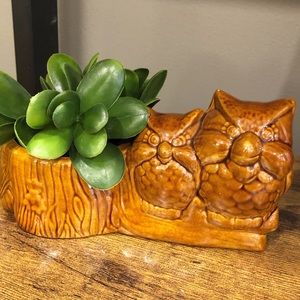 Mini glazed owl planter